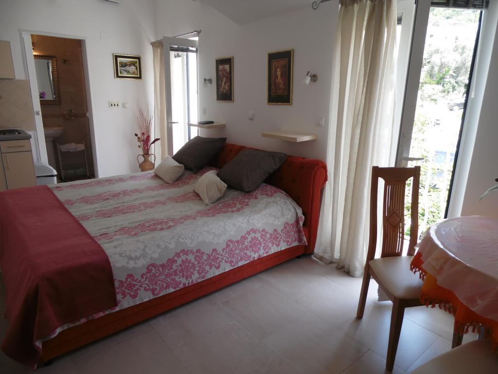 Apartments Slavica Jovanovic سفيتي ستيفان الغرفة الصورة